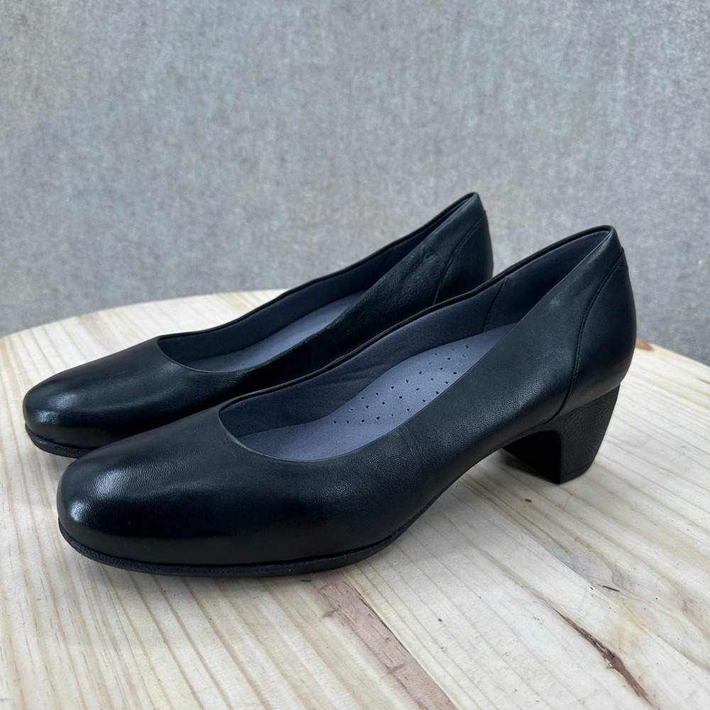 NEW Soft Walk Black Leather Low Block Heel Round Toe Pumps Shoes Arch Support 12